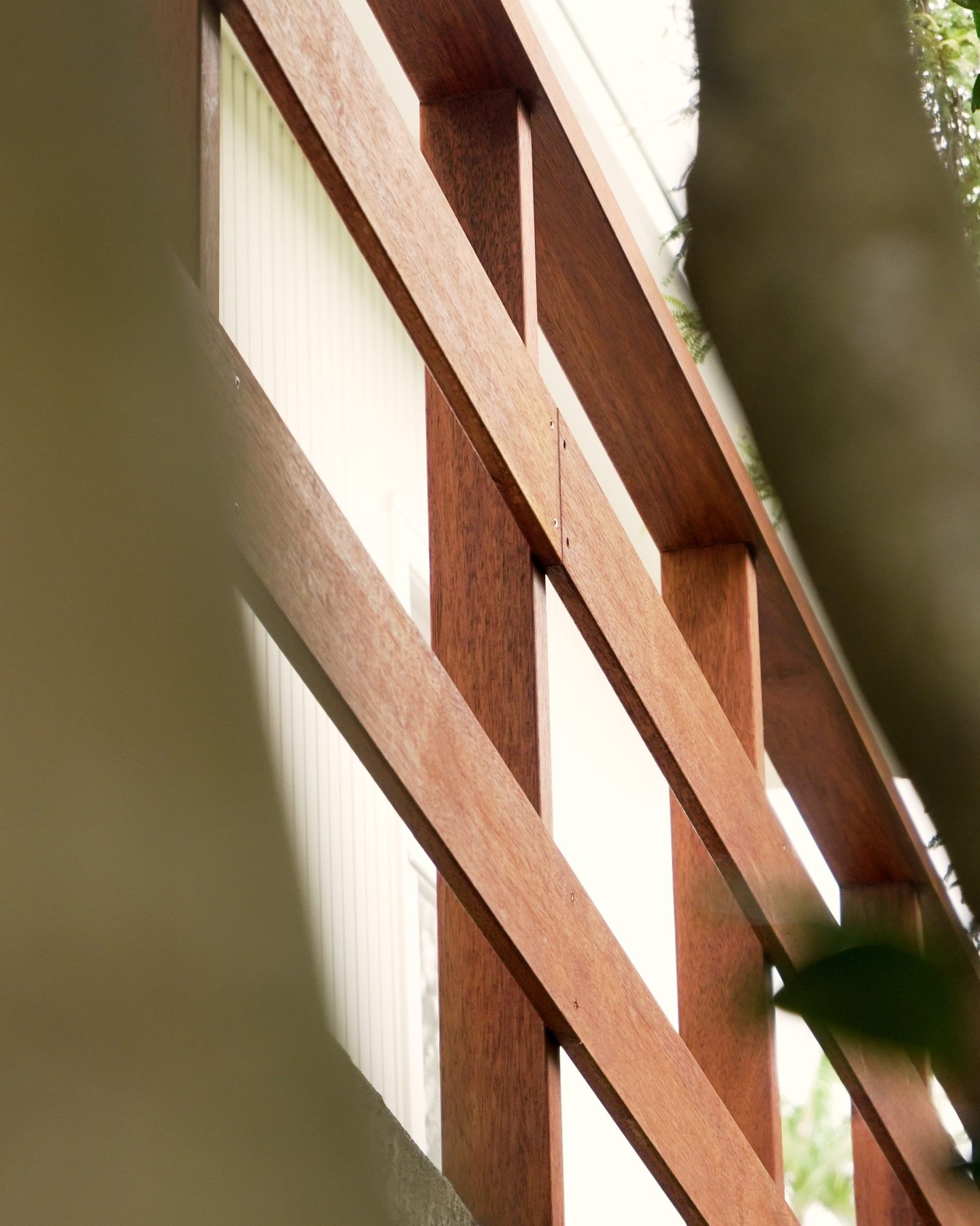 Close-up of the pergola beam joinery